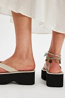Vero Thong Platform Sandals