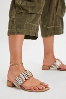Perla Shell Sandals