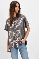 Magnolia Pearl Gives Me Butterflies Tee