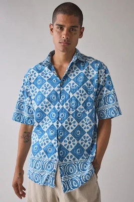 Vintage By UO Abstract Print Short Sleeve Button-Down Shirt