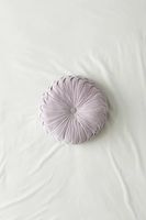 Round Pintuck Pillow