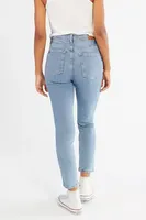 BDG High-Waisted Girlfriend Jean - Light Wash