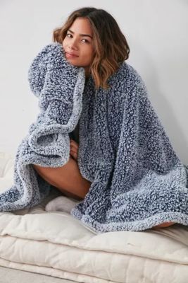 Amped Fleece Cozy Throw Blanket