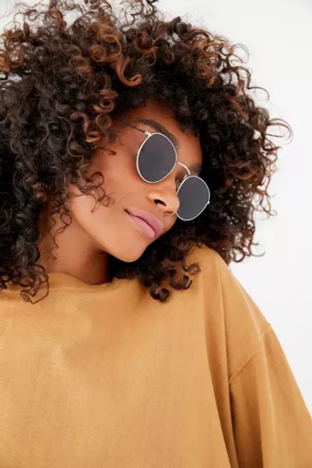 Urban Outfitters Billie Metal Round Sunglasses | Pacific City display picture 3