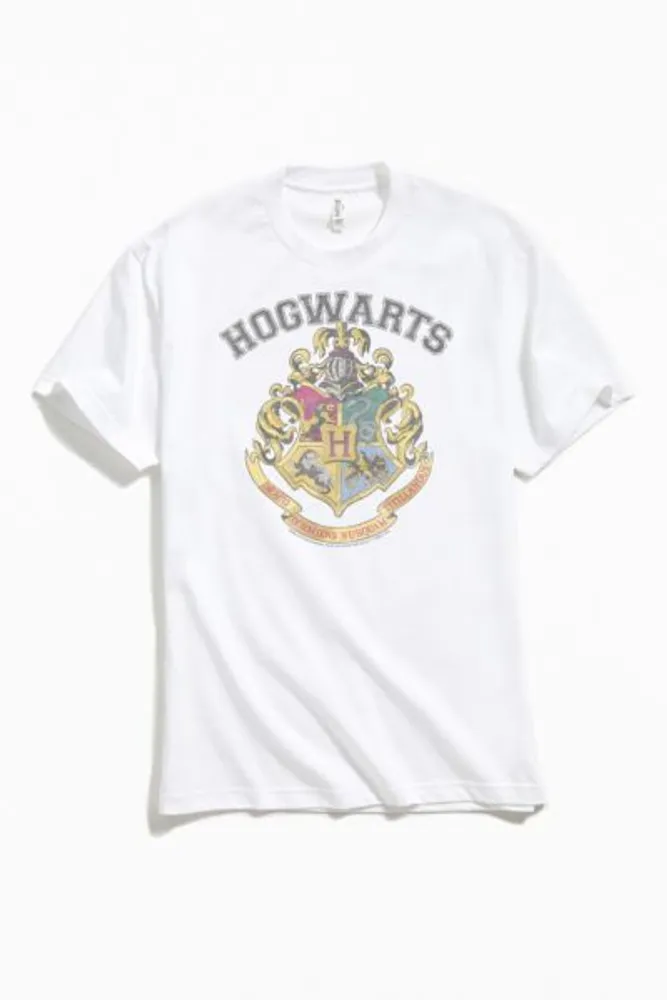 Oh bloeden Dag Urban Outfitters Harry Potter Vintage Hogwarts Tee | The Summit