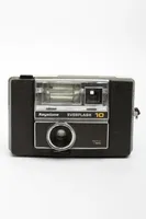 Acme Camera Co. Vintage Keystone Everflash 10 Film Camera