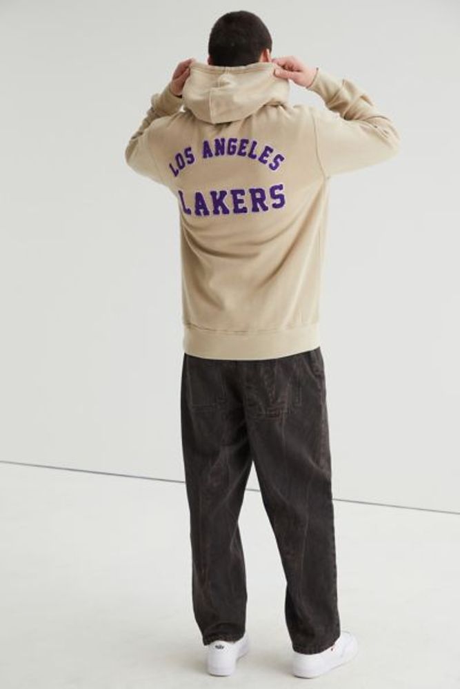 Urban Outfitters Los Angeles Lakers Chenille Vintage Lettering Hoodie  Sweatshirt for Men