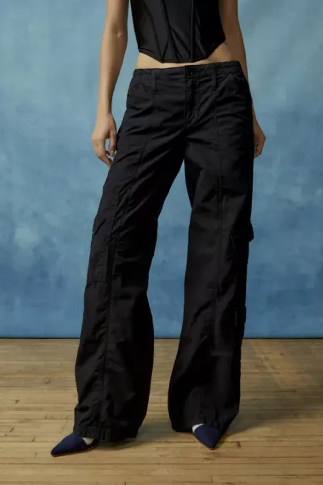 Urban Outfitters BDG Y2K Low-Rise Cargo Pant