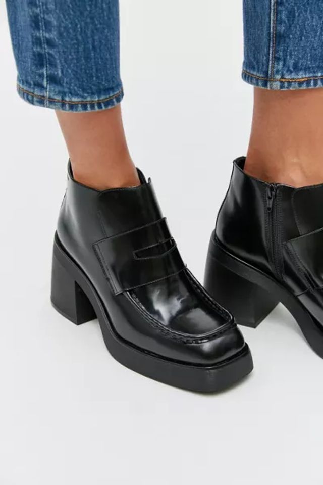 Van storm Miniatuur Toestemming Urban Outfitters Vagabond Shoemakers Cosmo 2.0 Buckle Boot | The Summit