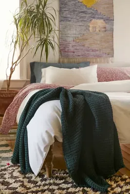 ReMADE By UO Remnants Recycled Waffle Throw Blanket