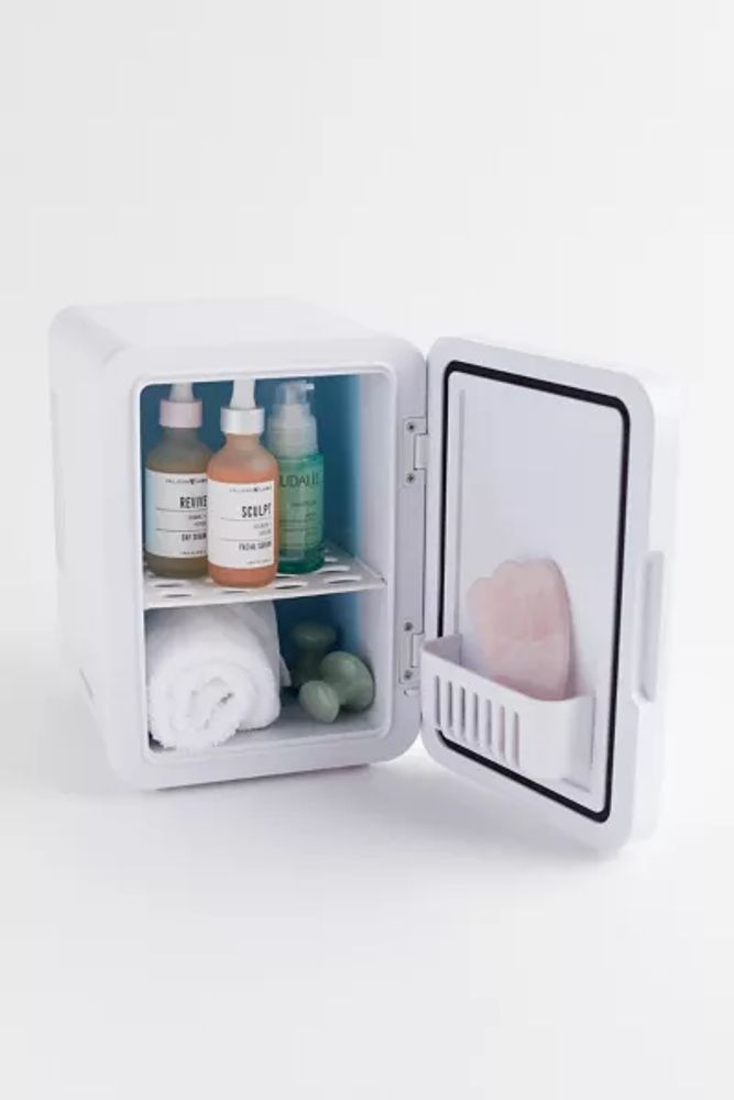 Luxe + Willow REVIVIFY LED Mirror Beauty Fridge