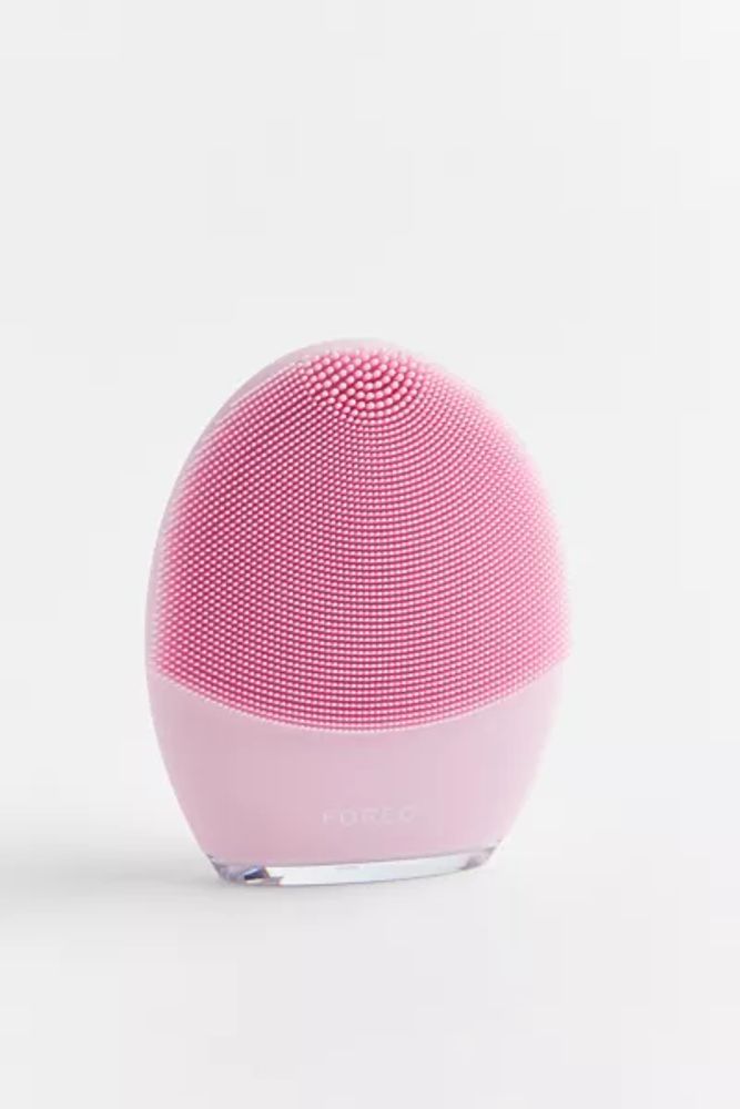 Foreo LUNA 3 Smart Facial Cleansing Device