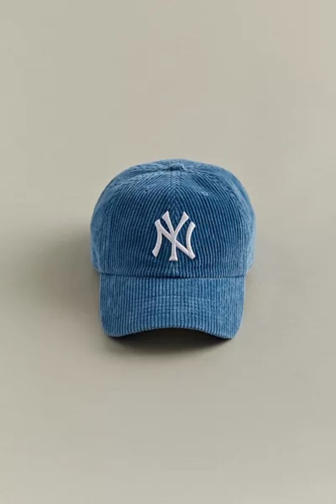 ’47 UO Exclusive MLB New York Yankees Cord Cleanup Baseball Hat