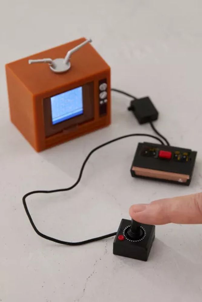 World’s Smallest Atari Arcade Game