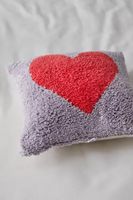 Heart Mini Tufted Throw Pillow