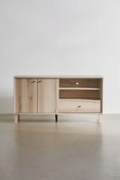 Anders Credenza