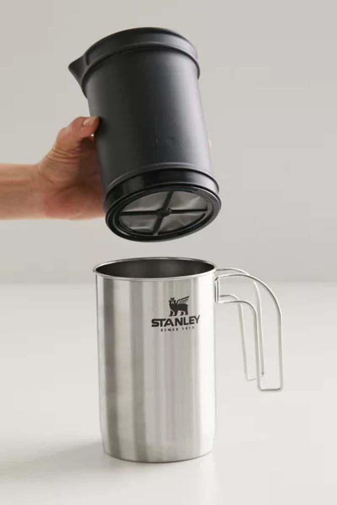 Urban Outfitters Stanley 32oz Adventure 
