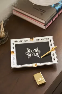 Boys Lie Ashtray Set