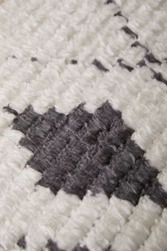 Ada Tufted Rug