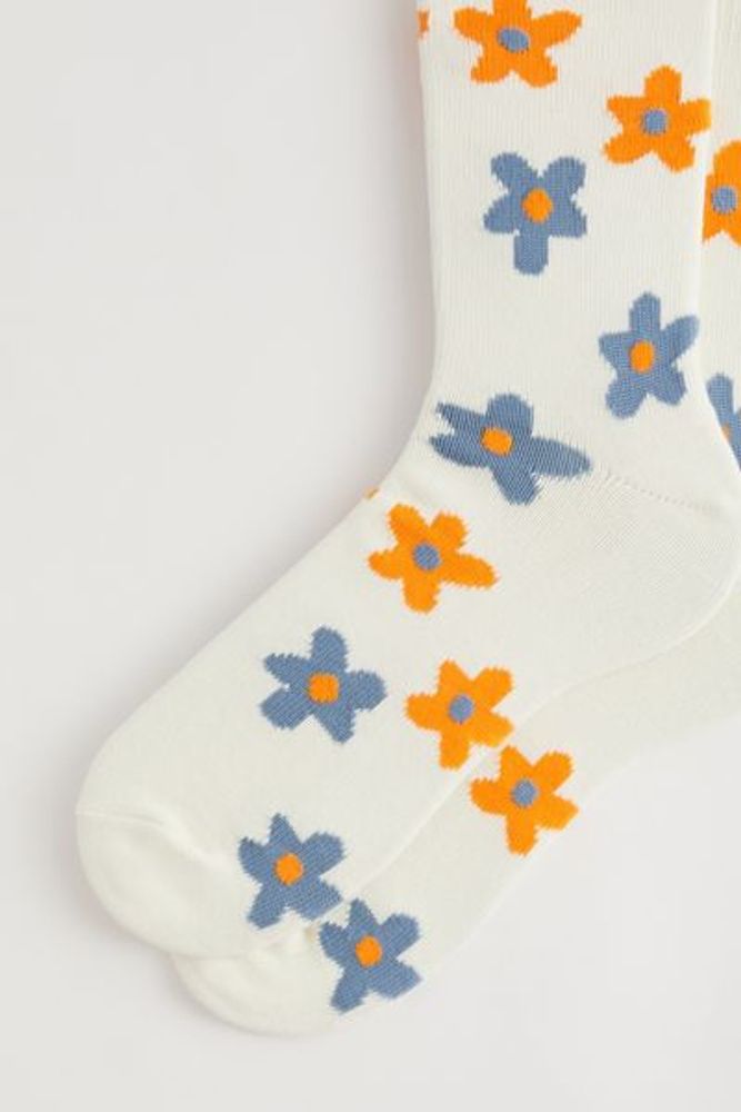 Flower Pattern Crew Sock