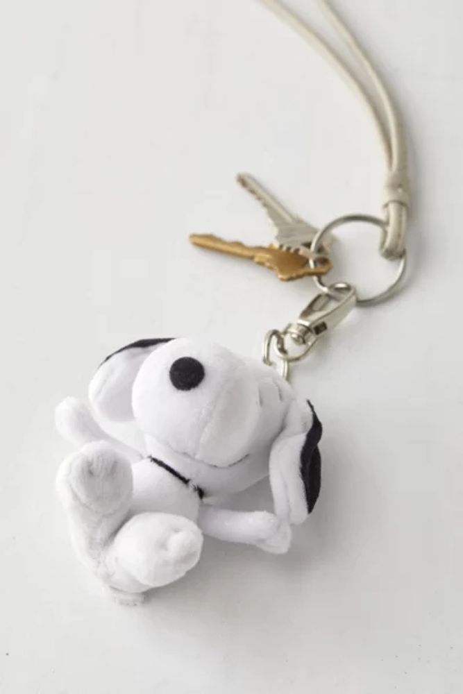 Urban Outfitters Smoko Snoopy Plushie Keychain