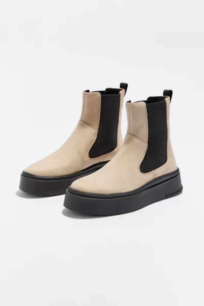 Urban Outfitters Vagabond Stacy Chelsea Boot | Pacific City