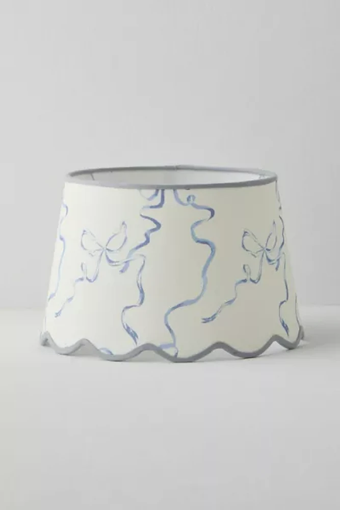 Scallop Trim Lamp Shade