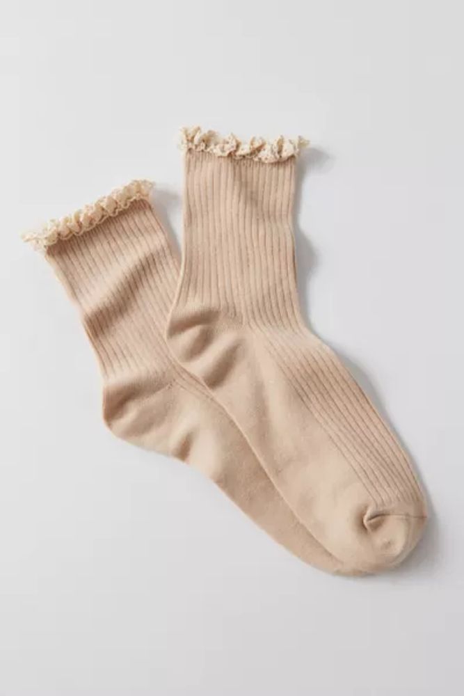 Ribbed Ruffle Ankle Sock