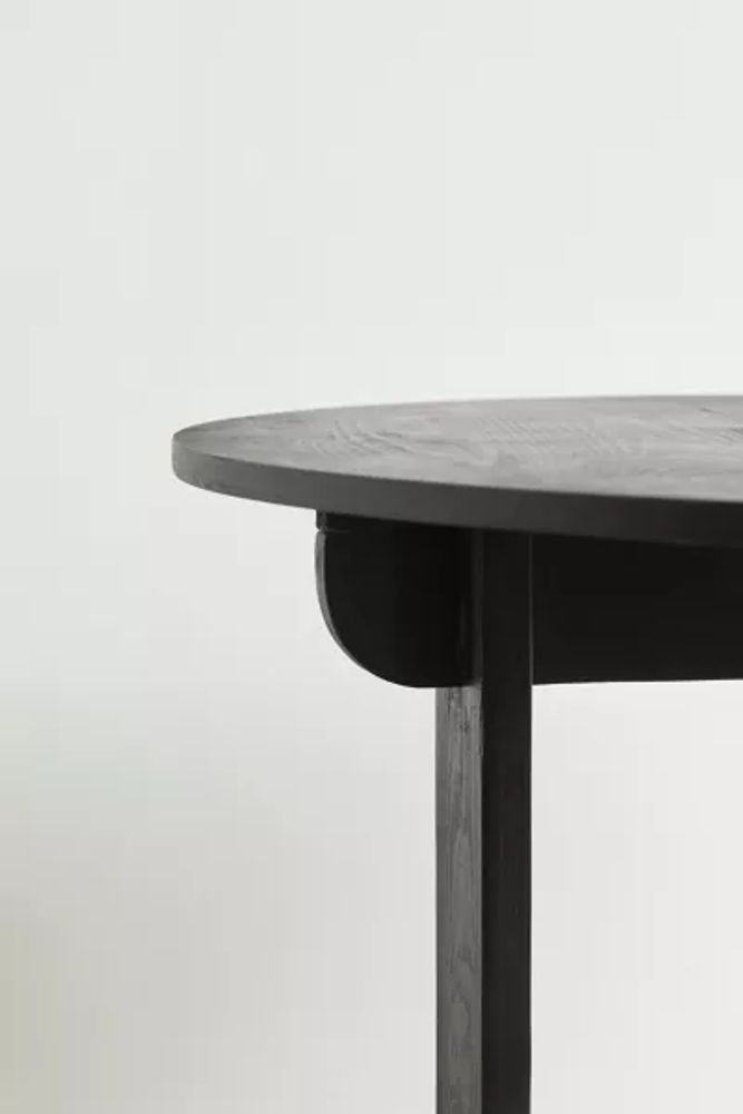 Alonzo Round Dining Table