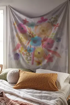 Nari Bouquet Tapestry