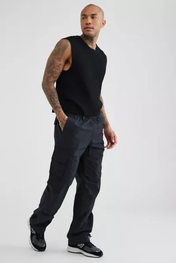 Standard Cloth Seamed Cargo Pant