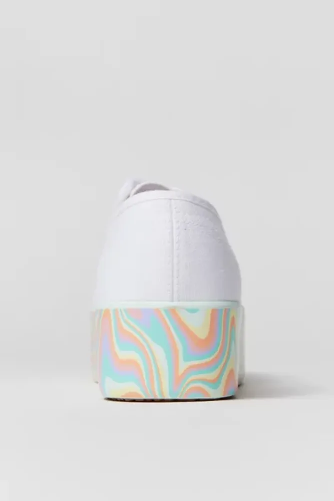 2790 stripe platform sneaker