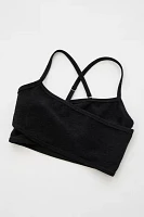 Beyond Yoga At Your Leisure Twist-Front Sports Bra