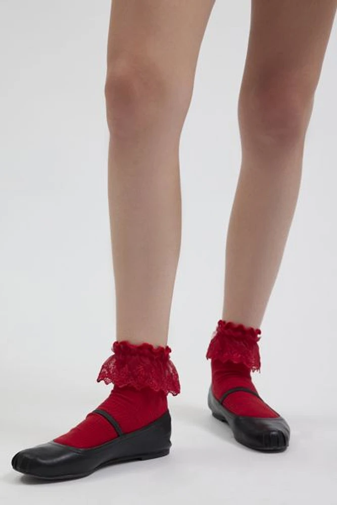 Ruffle Ribbed Crew Sock