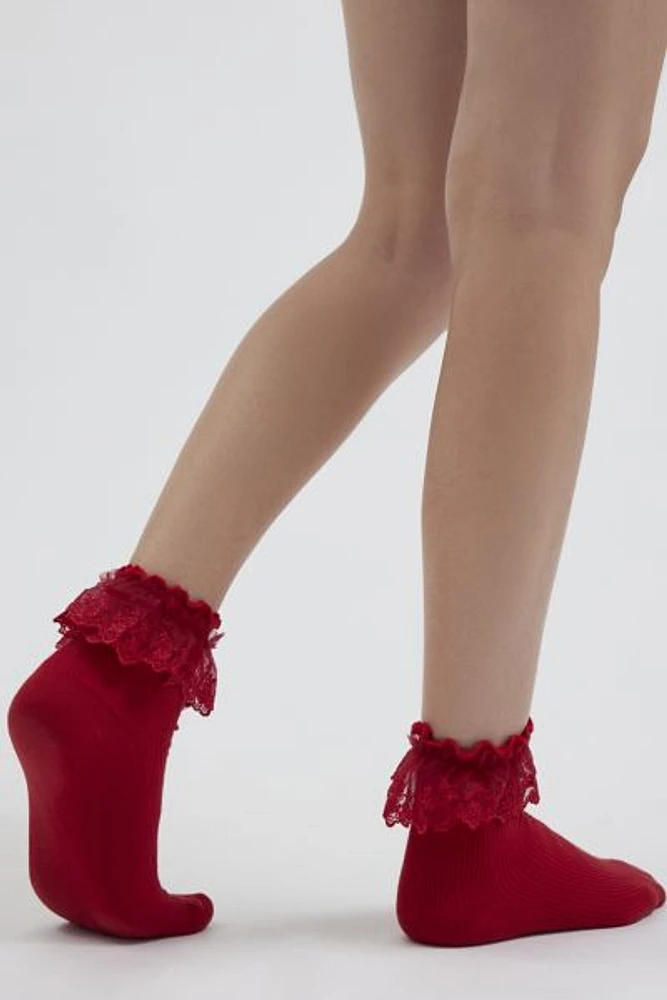 Ruffle Ribbed Crew Sock