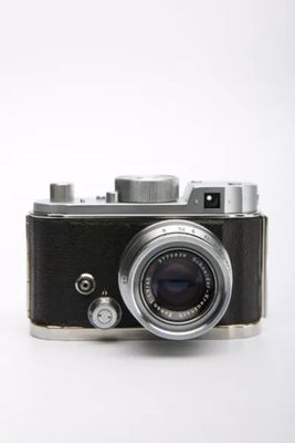 Acme Camera Co. Vintage Robot II Half-Frame Film Camera