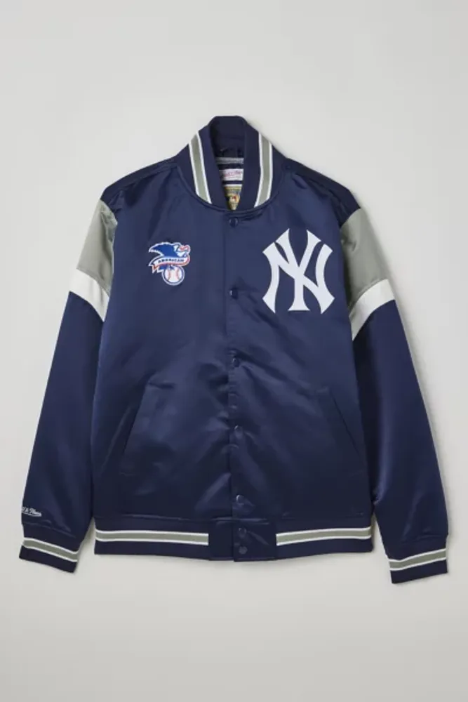 Mitchell & Ness Men New York Yankees Sideline Pullover Satin Jacket