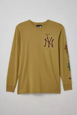 New Era York Yankees MLB Camp Long Sleeve Tee