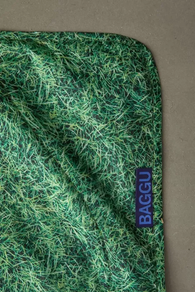 BAGGU Puffy Picnic Blanket