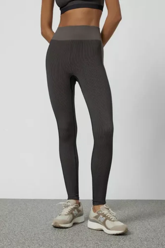 The Upside Seamless Midi Legging