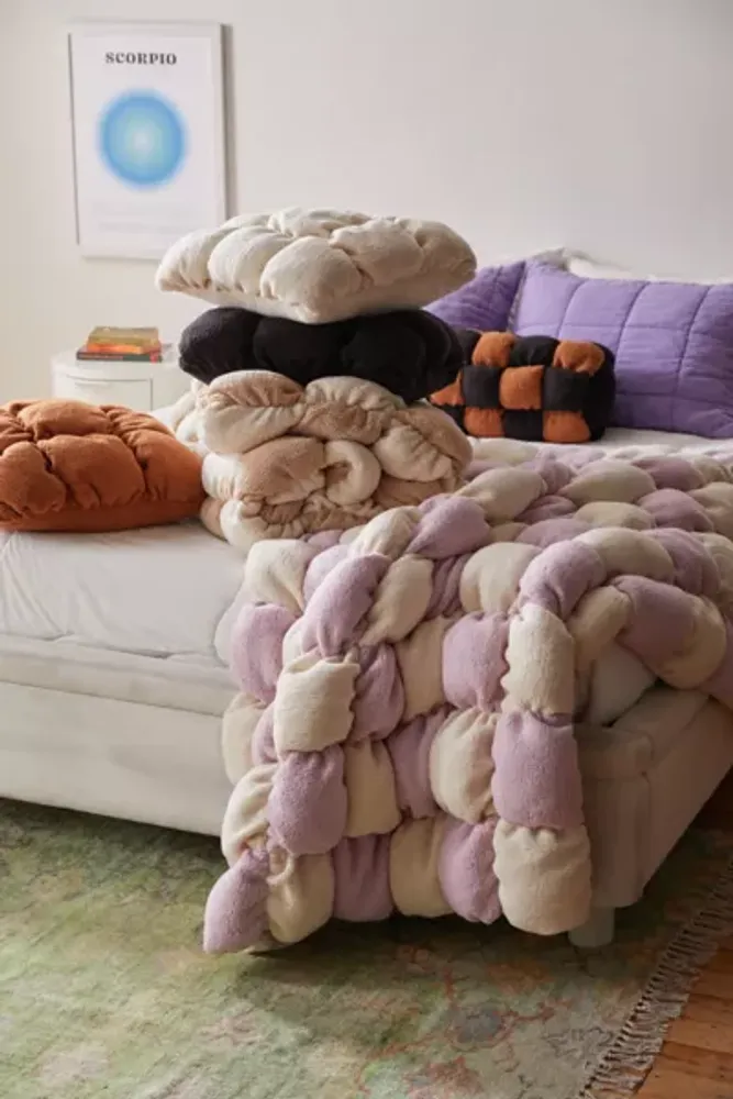 Cozy Cuddler: Cloud-Like Blanket Hoodie  Multiple Styles & Colors •  Showcase US