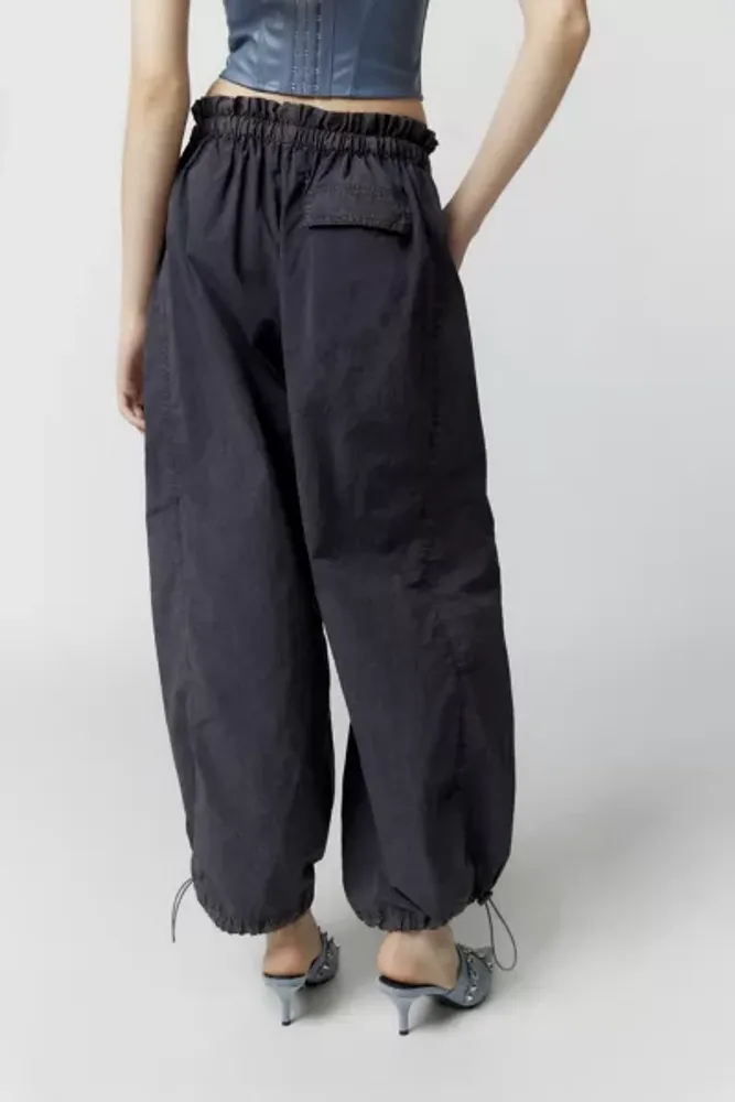 Urban Outfitters Uo Lyla Ruched Balloon Pant in Black