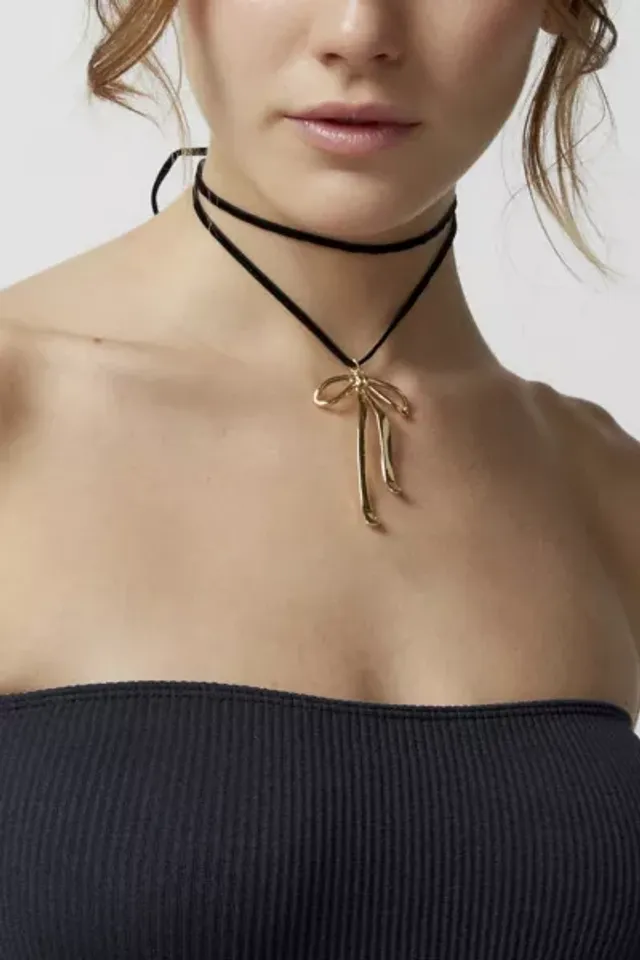 Urban Outfitters Heart Drop Velvet Ribbon Choker Necklace