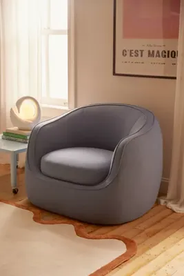 Jenavive Lounge Chair