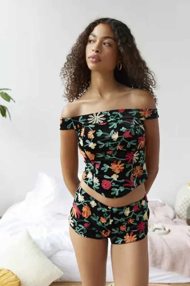 Floral embroidery, Embroidery fashion, Floral corset