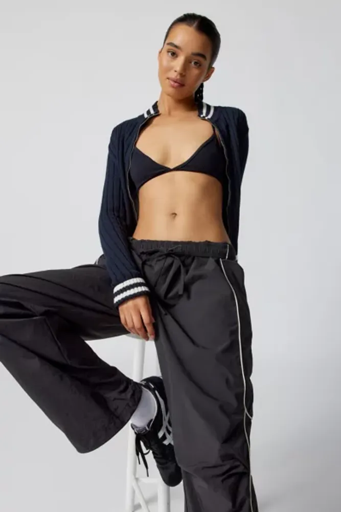 Urban Outfitters Out From Under Simple Seamless Triangle Bralette