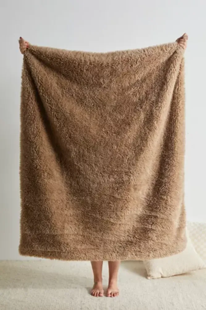 Lana Faux Fur Throw Blanket