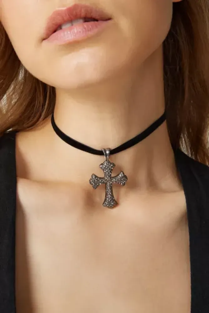 Cross Your Heart Velvet Ribbon Necklace