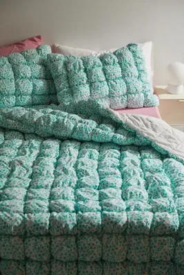 Floral Marshmallow Comforter