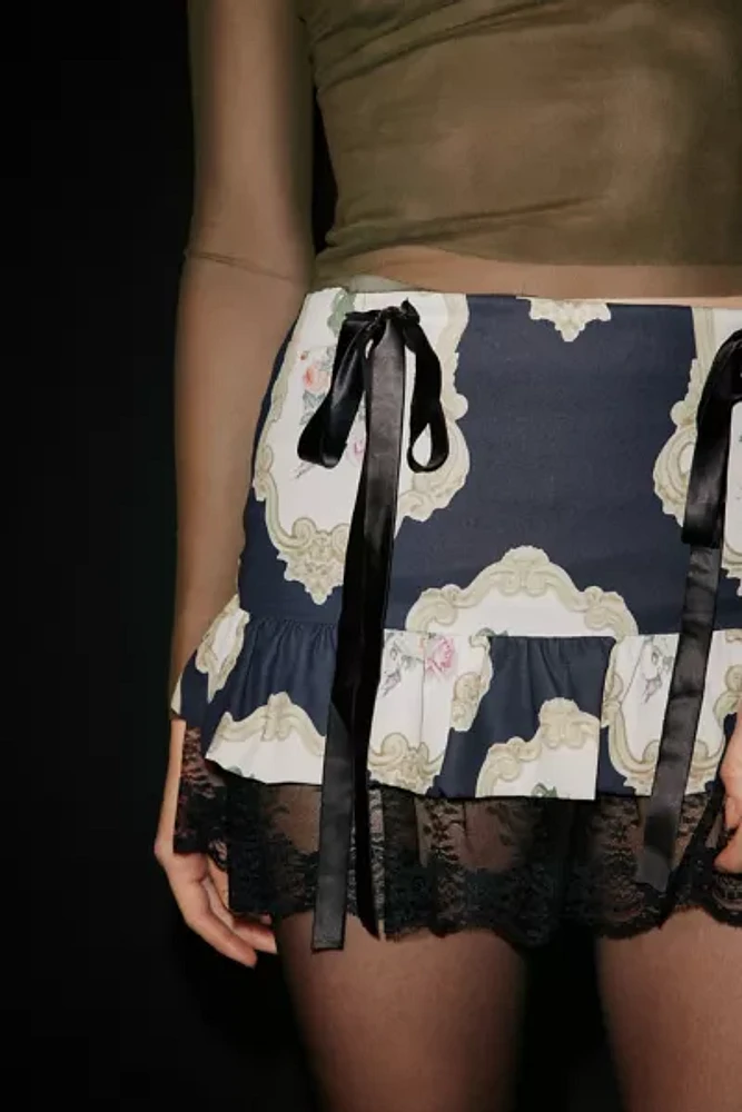 Zemeta Renaissance Rose Lace-Trim Floral Mini Skirt